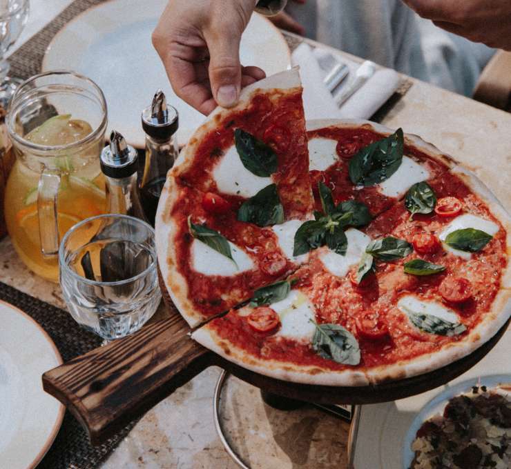 Pizza Restaurateurs: Start Your Calorie Counters